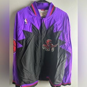 Vintage Jacket NBA Toronto Raptors warmup jacket Size XL